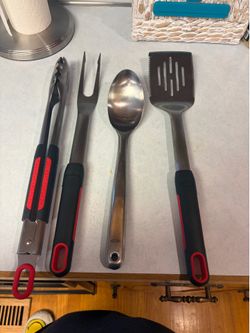 Grill set/tools/utensils