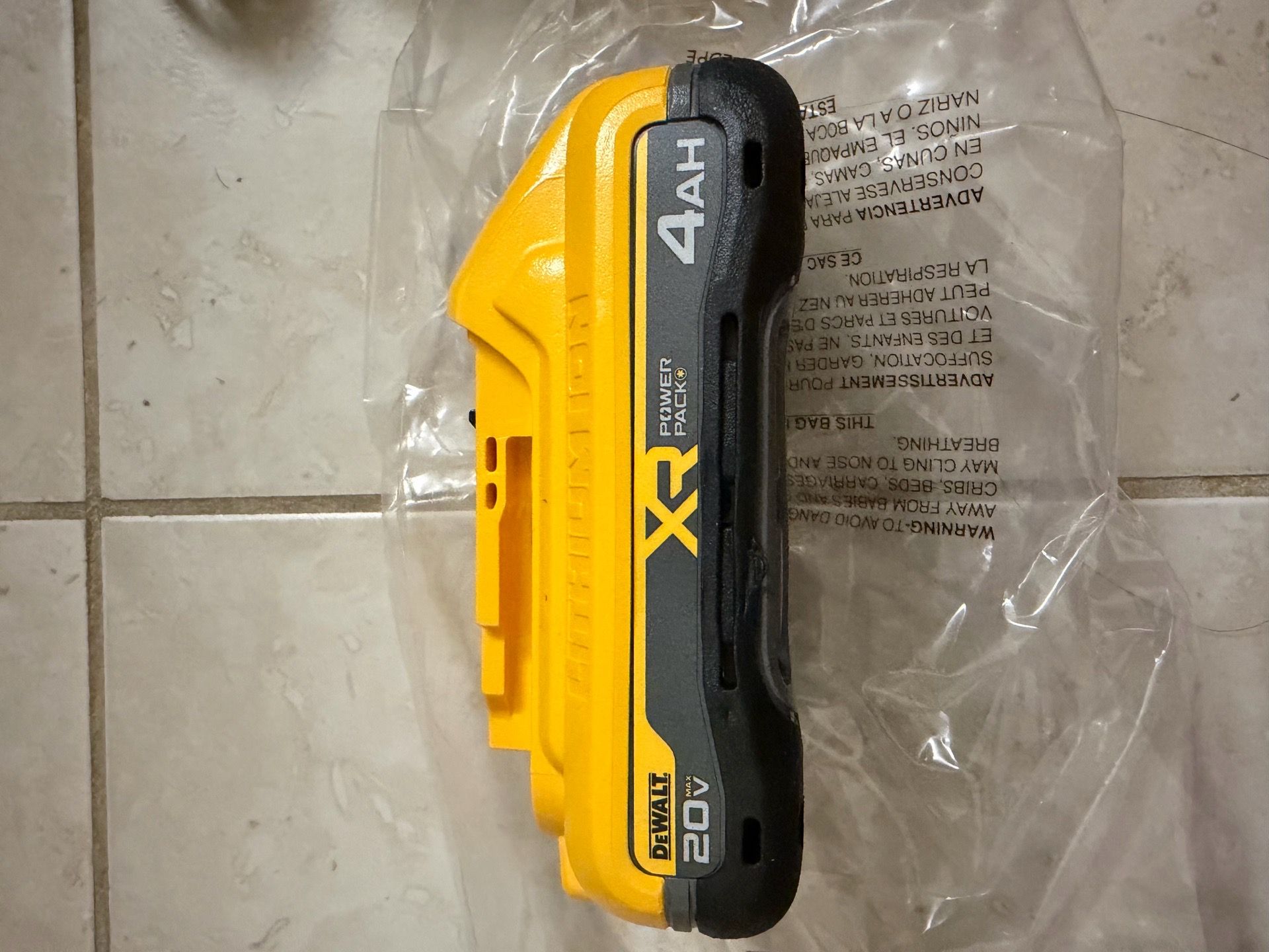 Dewalt 20V XR 4.0ah Battery New