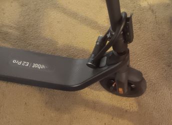 Ninebot E2 Pro scooter