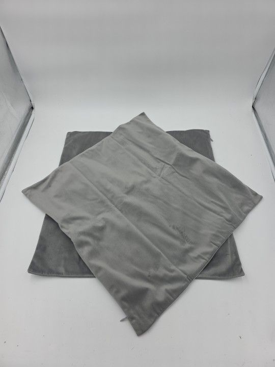 Stellhome Soft Velvet Throw Pillow Covers Square Decorative Cushion Covers for Bed Couch Sofa Bench, 18 x 18 inch (45 x 45 cm), Grey, Pack of 2