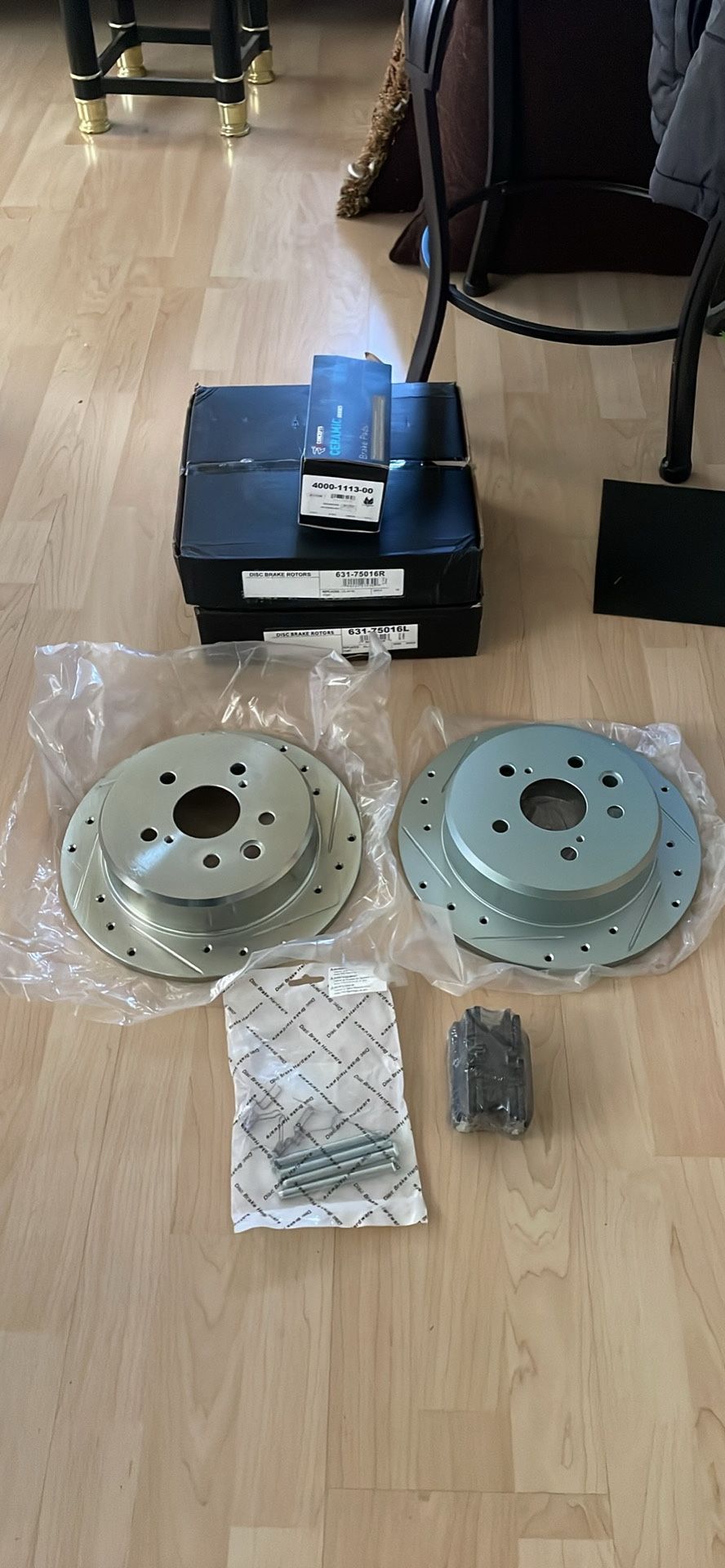 R1 Concepts Rear Brakes and Rotors 06-13 Lexus IS250