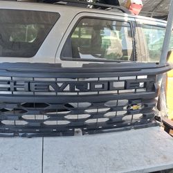 2022 2023 2024 Chevy Silverado Grille