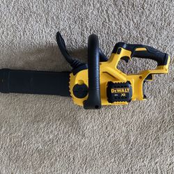 DEWALT DCCS620  20 V  XR BRUSHLESS 12” COMPACT CHAINSAW  ( No Battery No Charger  )