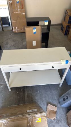 Entryway console table