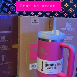 Stanley Exclusive Quencher H2.0 40oz tumbler 