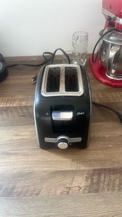Oster 2-Slice Black Toaster