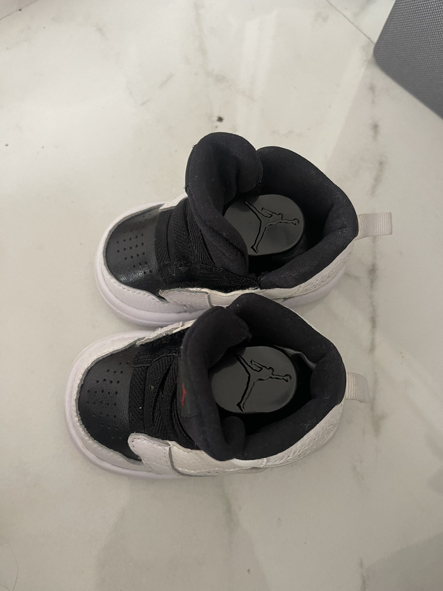 Jordan 11 Retro Crib Bootie