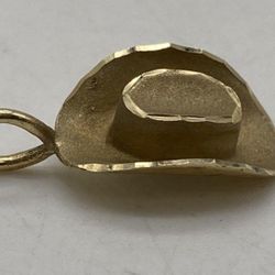 14kt Yellow Gold Sandblasted Finish Diamond Cut Detail Cowboy Hat Pendant