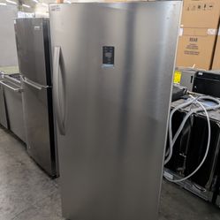 Insignia - 13.8 Cu. Ft. Garage Ready Convertible Upright Freezer 