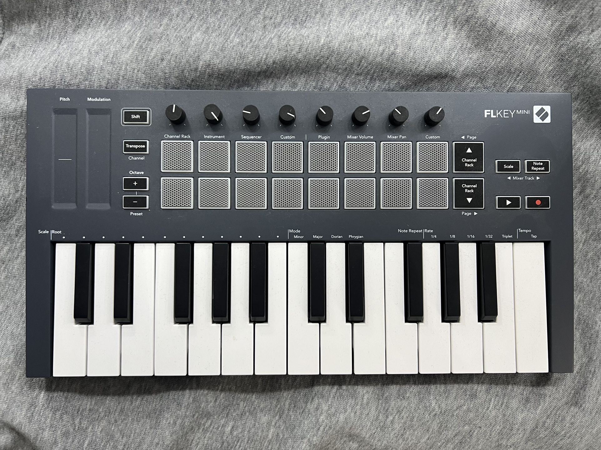 Novation FLkey Mini 25-Key MIDI Keyboard for FL Studio 