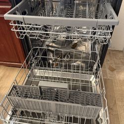LG Dishwasher 