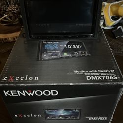 Kenwood DMX706S Digital Receiver