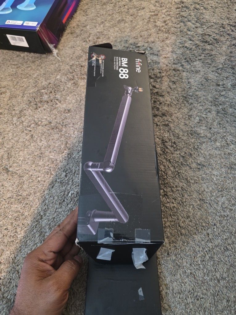 FIFINE USB Gaming Microphone and Mic Arm, RGB Cardioid Dynamic PC Microphone, Boom Arm Stand with Desk Mounting Clamp, Screw Adapter, Cable Management