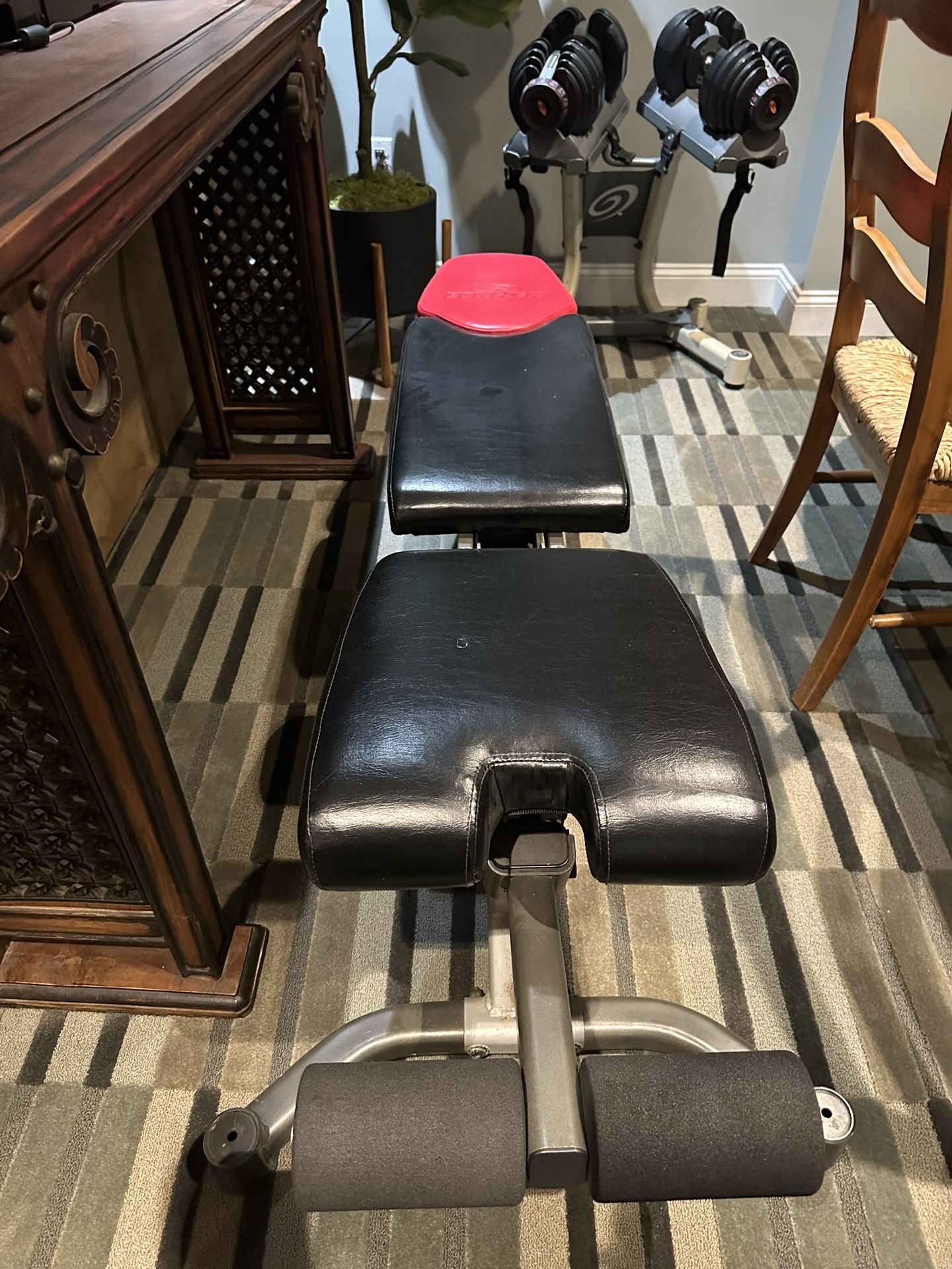 Weight Bench