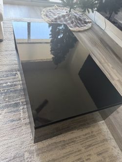Coffee Table Glossy Black 