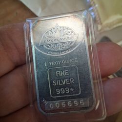 Engelhard 1oz Silver Maple Bar Low Mintage Blank Back Bullseye