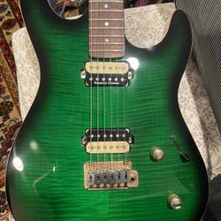 Carvin Contour 66