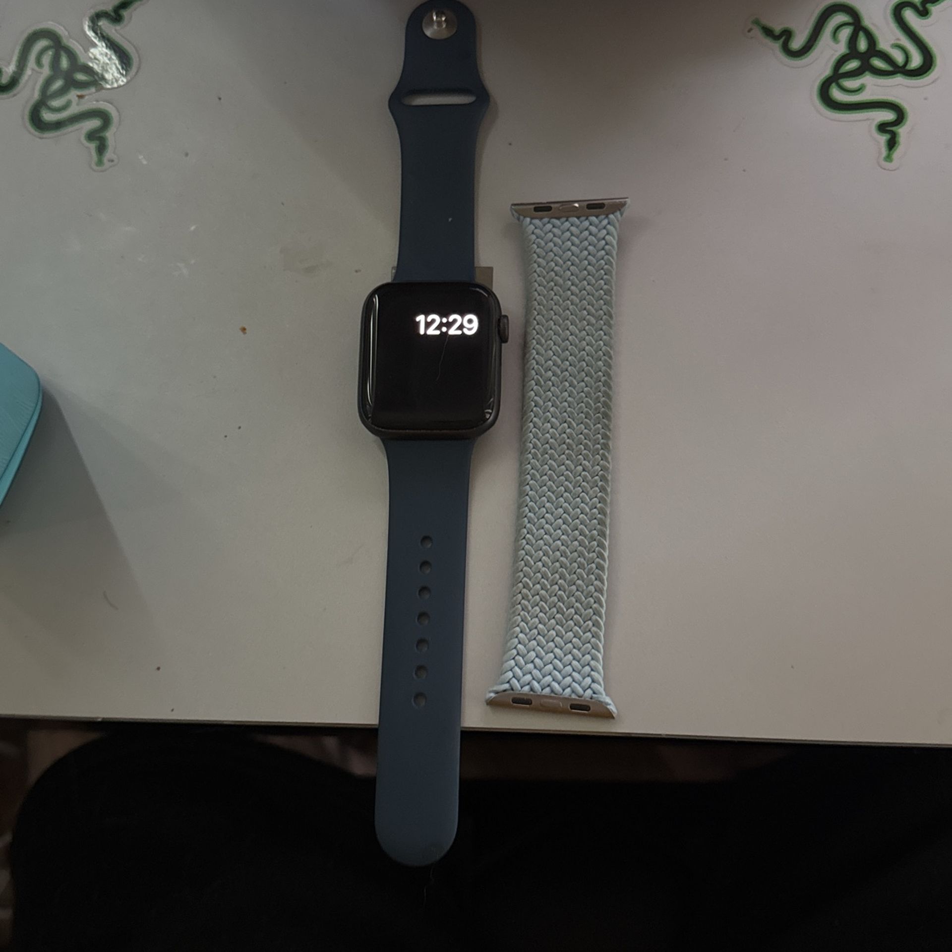 Apple Watch SE cellular
