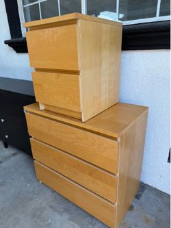 Set of 2 IKEA pieces dresser and Nightstand cajoneras $150.- firm for the set