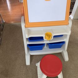 Step 2 Easel And Kids Art Craft Set