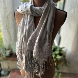 Shabby Chic Scarf with Floral Design