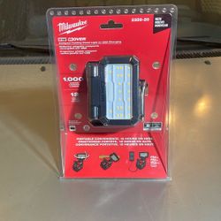 Milwaukee M18 18-Volt Lithium-Ion Cordless 1000 Lumens ROVER Compact Folding Flood Light with USB Charging (Tool-Only)