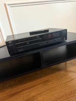 JVC XL-V311 Compact Disc Player with Remote