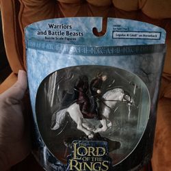 Lord Of The Rings: Warriors & Battle Beasts - Legolas & Gimili On Horseback New In Box (read The Description)