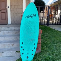 Surfboard 5’6 Catch Surf Skipper (read description)