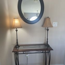 Console Table 2 Lamps And Mirror 