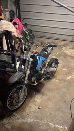 Pit bike
