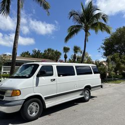 2000 Dodge 3500 17 Passenger Cargo Camper Van