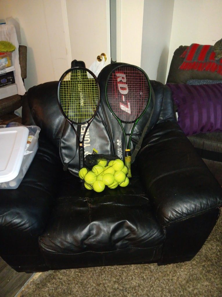 Tennis Rackets & Tennis Balls 