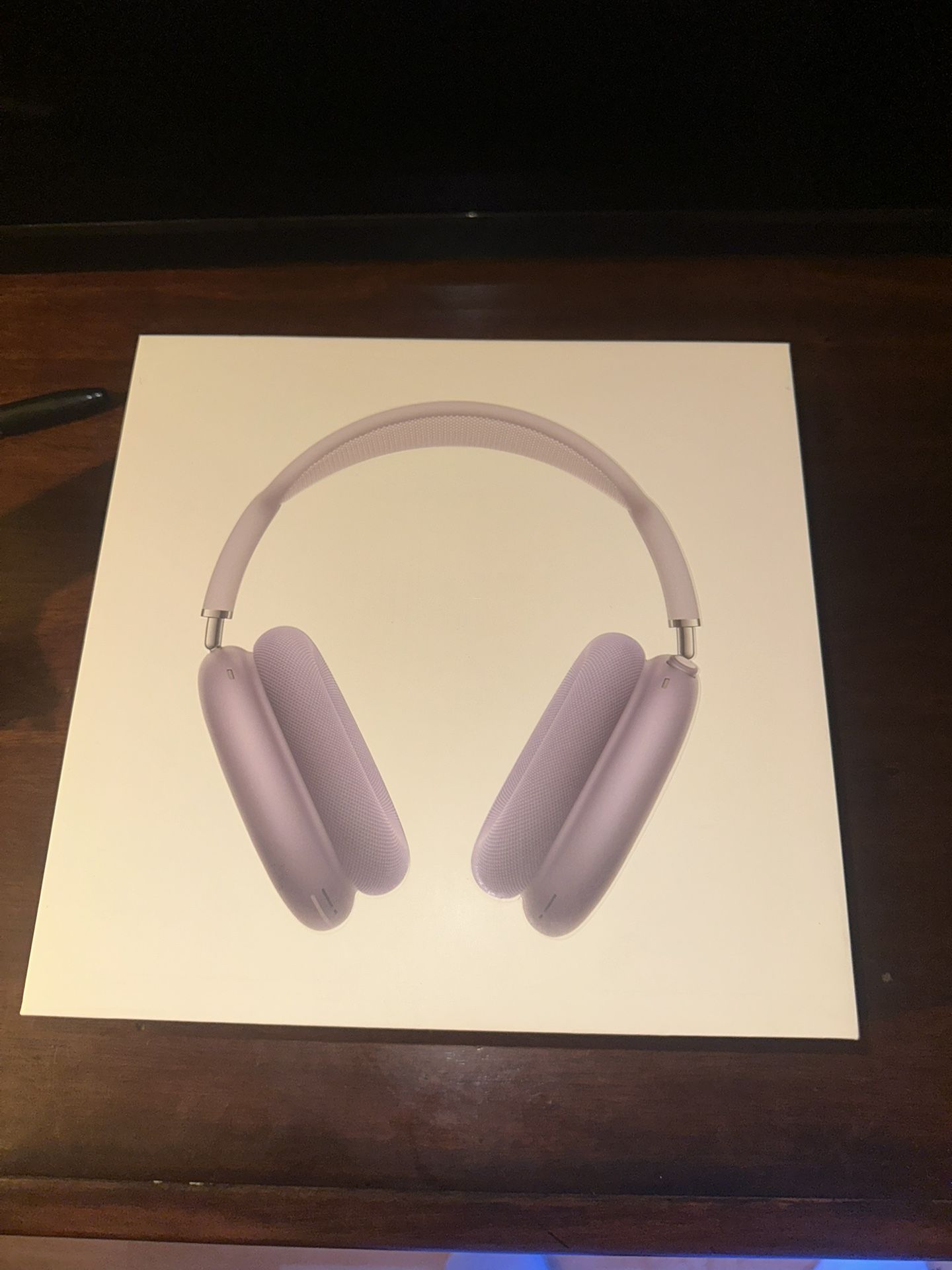 AirPods Max Purple 2nd Gen