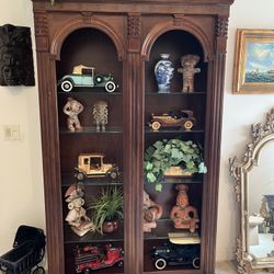 Wood Curio With glass shelves and lighting 