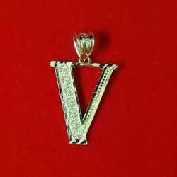 10kt Gold Letter  V Pendant