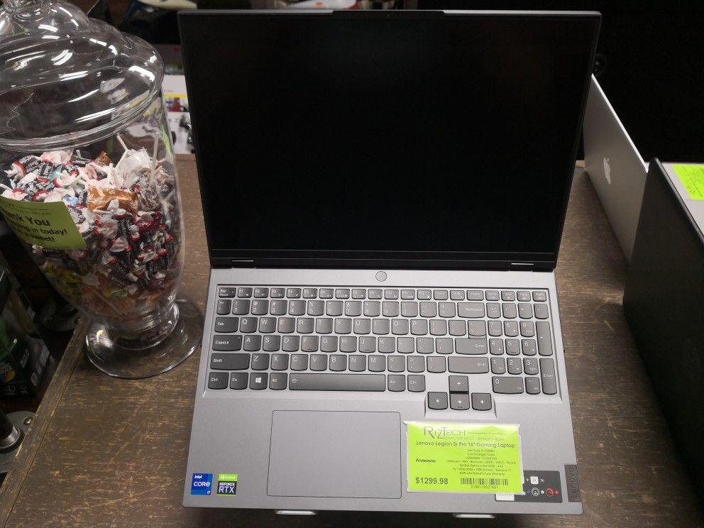 Lenovo Legion 5i Pro 16" Gaming Laptop - Intel Core i7-11800H, 16GB RAM, 512GB SSD, RTX 3059 4GB