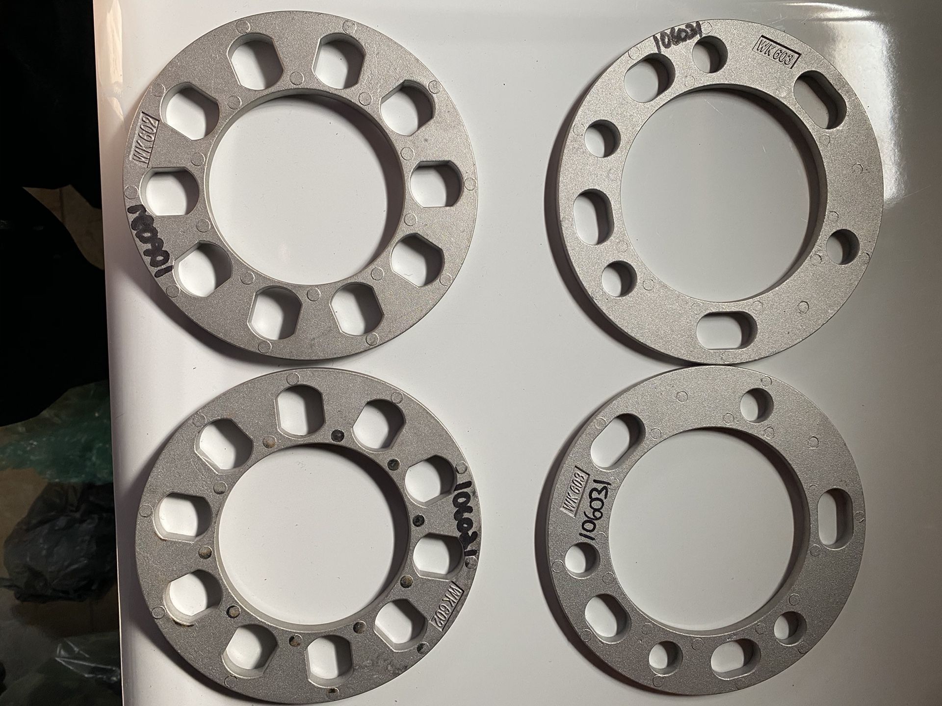 2 - 6 lug spacers and 2 - 5 lug spacers (universal)
