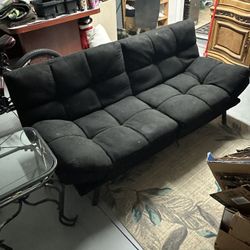 Black Futon