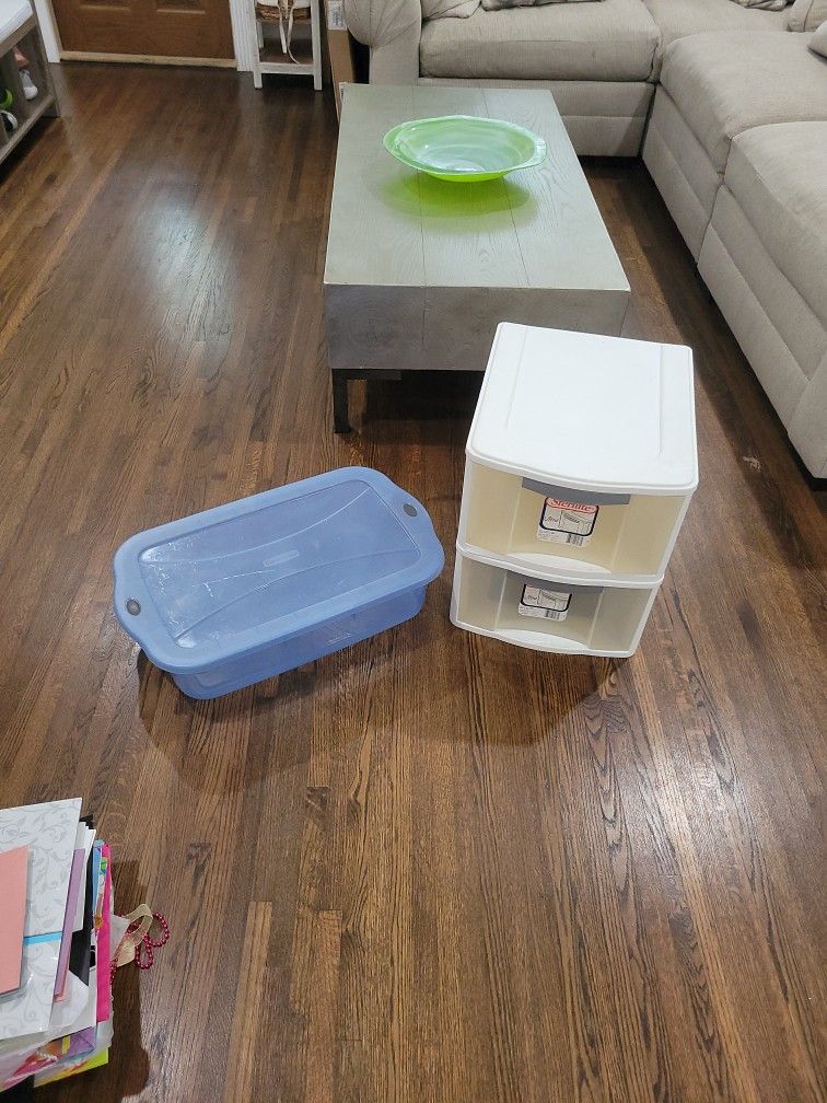 Storage Containers 