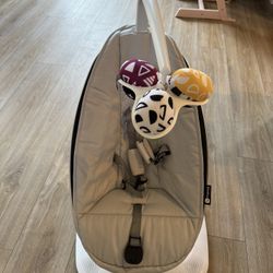 Baby Swing Mamaroo