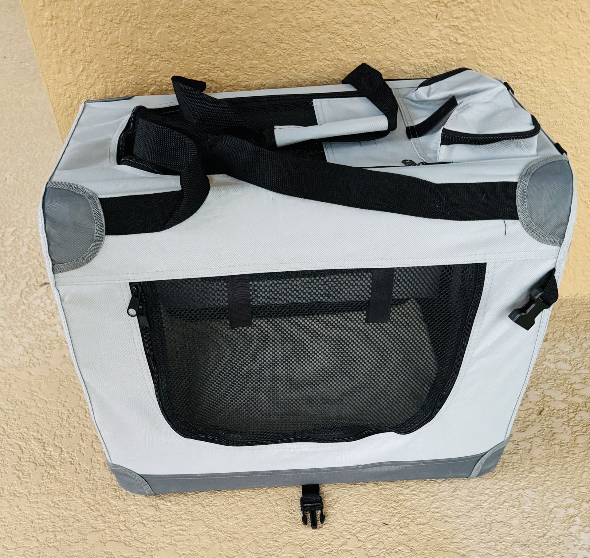 Foldable Pet Cat / Dog Carrier 23”Lx17”Hx16”W - $30 Like New