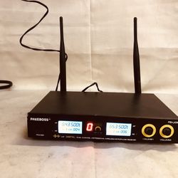 Freeboss Fb-I09 UHF Wireless Microphone System Dual Way Receiver 