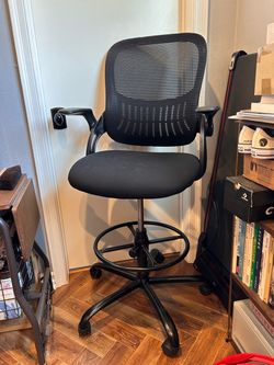 Drafting chair