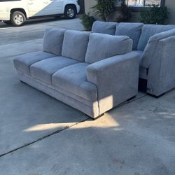 Used Couch Seats 6 