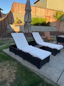 2 Outdoor Single Wicker Adjustable Chaise Lounge Chair