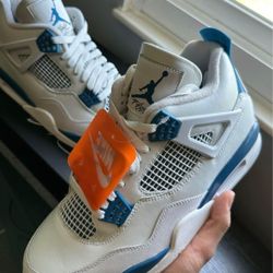 Jordan 4 Military Blue Size 12