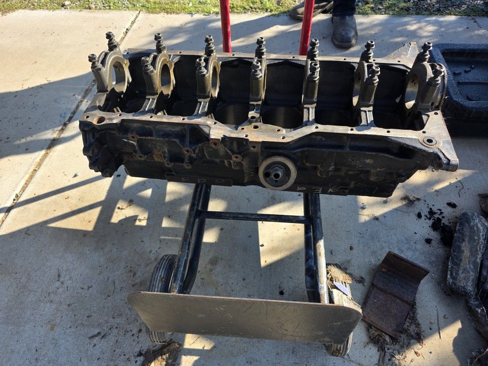 1997 To 2006 Jeep 4.0 Engine Block