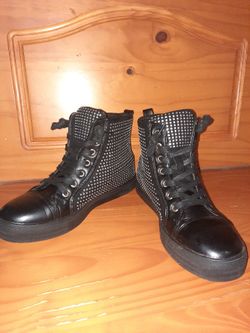 $15~Size 8~Shiney Black Bling Bling Shoes~