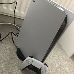 Ps5 Slim New Edition! (includes Controller, Power, Charger And HDMI Cord! 
